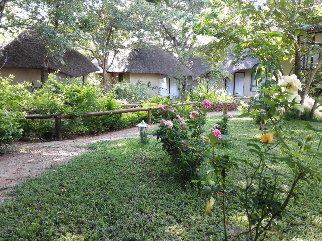 Chobe Sunset Chalets Lesoma Dış mekan fotoğraf