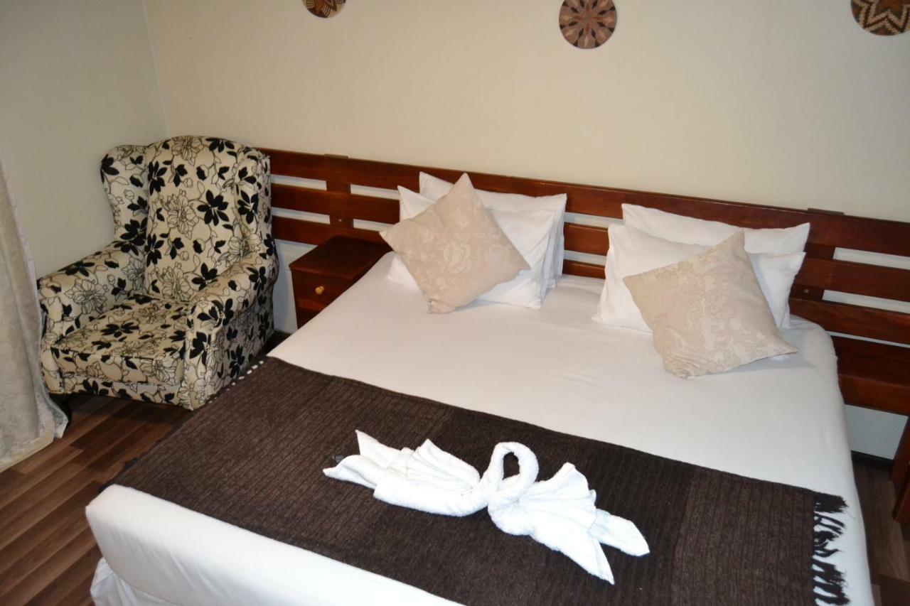 Chobe Sunset Chalets Lesoma Dış mekan fotoğraf